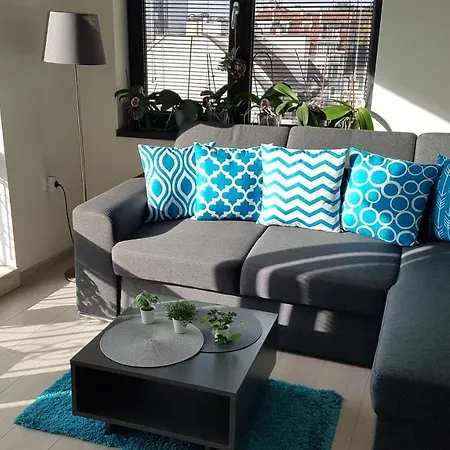 Azzurro-top Floor In Quiet Neighborhood, Free Private Parking * 바르나